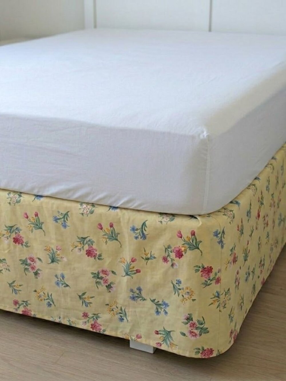 Vintage Springs Full Bed Skirt Yellow Floral Cottagcore Shabby Chic Dust Ruffle